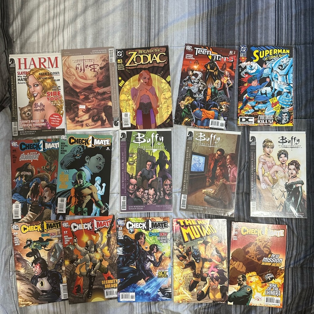 Vintage Comic Book Collection - Picture 2 of 10